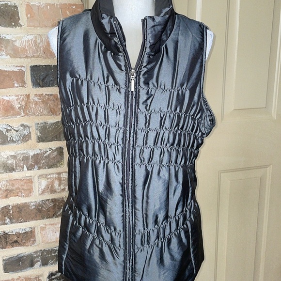 NEW DIRECTIONS Silver Gray Puffy Vest Metallic Full Zip Size Large - Picture 1 of 7